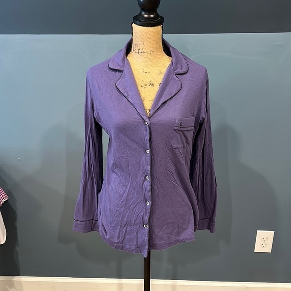 Victoria's Secret Other - Victoria’s Secret nightwear top size medium women’s